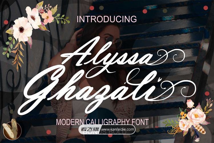 Alyssa Ghazali 现代休闲的花体手写英文书法艺术字体下载